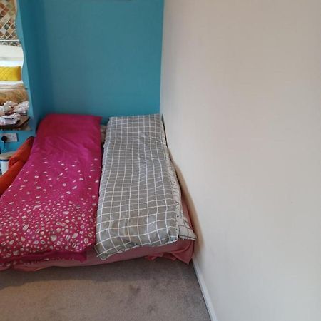Stunning Homestay In Wolverhampton Bushbury Dış mekan fotoğraf