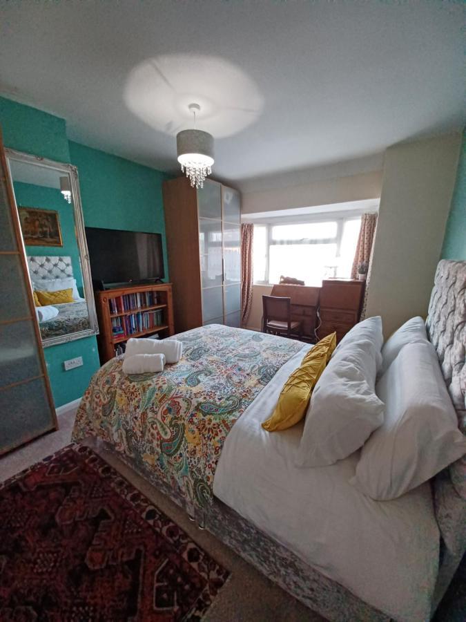 Stunning Homestay In Wolverhampton Bushbury Dış mekan fotoğraf