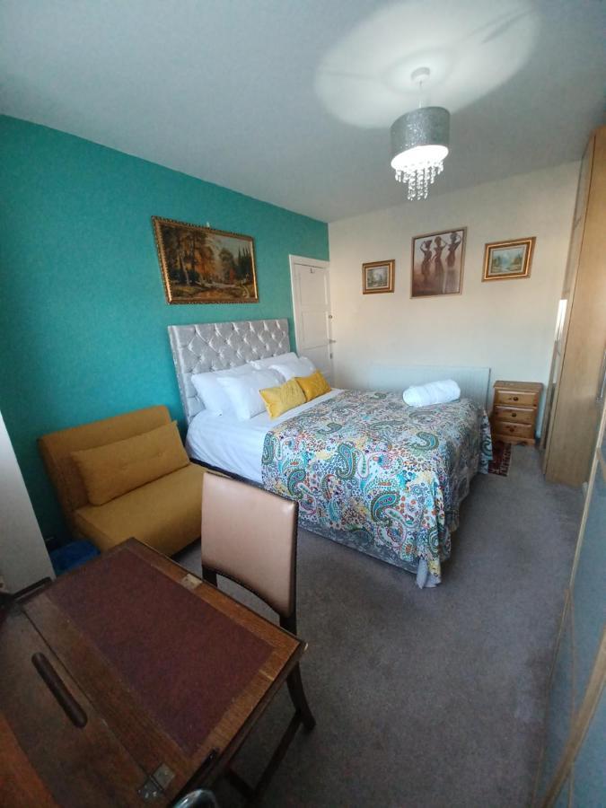Stunning Homestay In Wolverhampton Bushbury Dış mekan fotoğraf