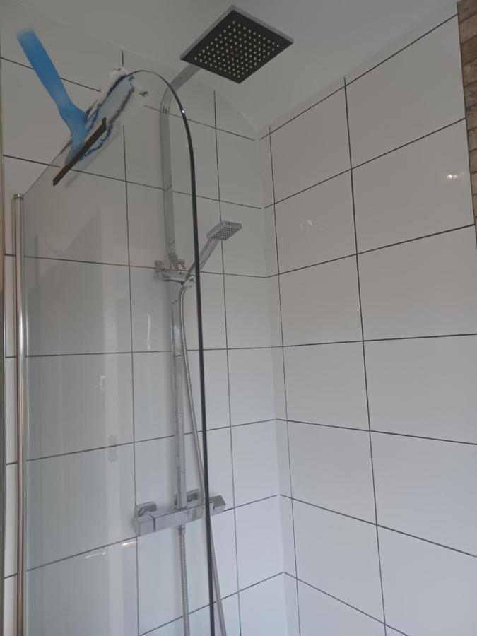 Stunning Homestay In Wolverhampton Bushbury Dış mekan fotoğraf